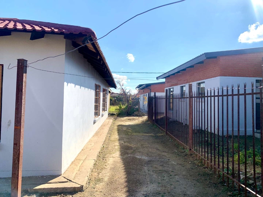 3 Bedroom Property for Sale in Selosesha Free State